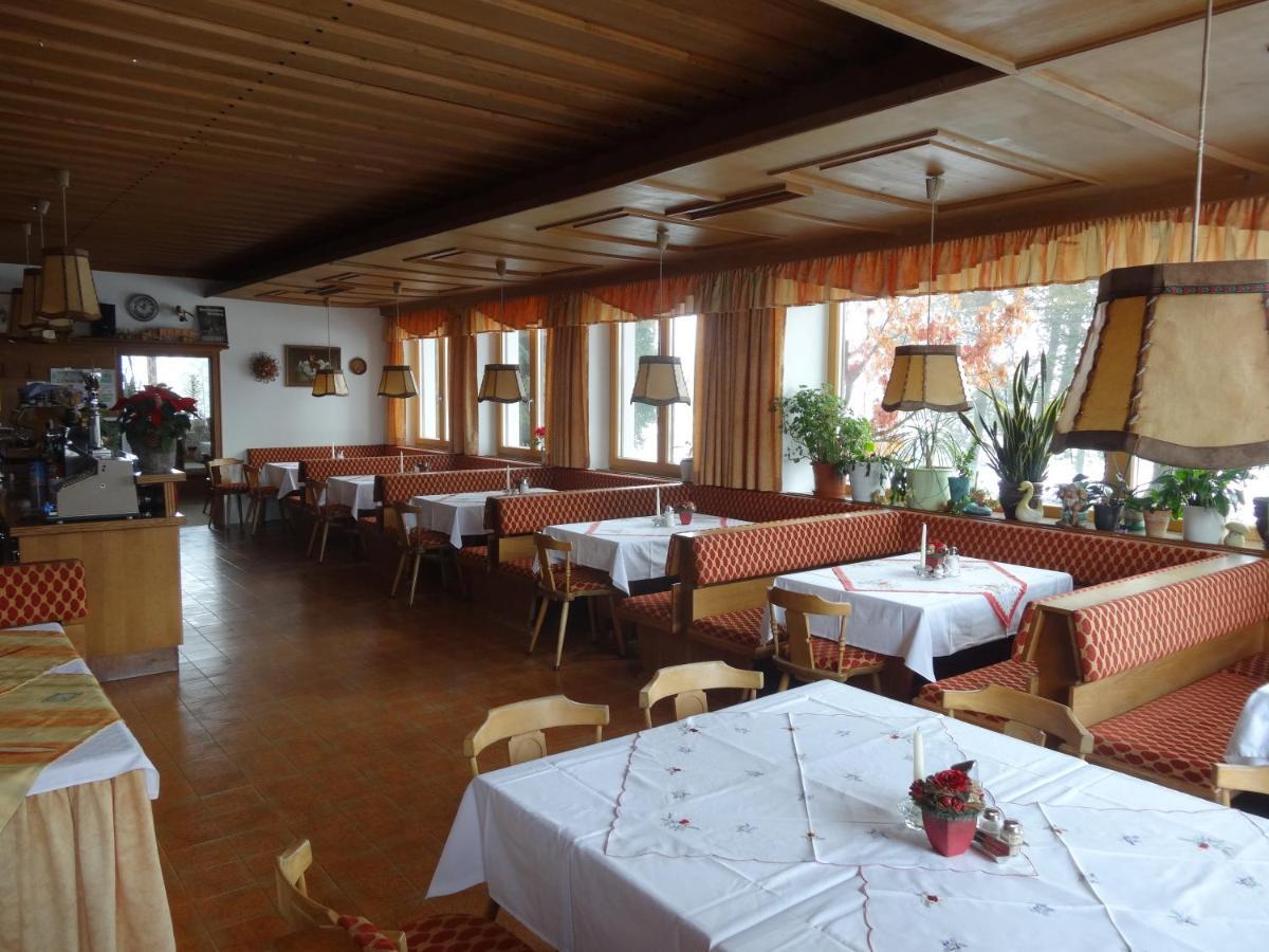 Pension Dorferwirt Bramberg am Wildkogel Exterior photo